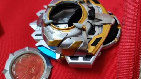 召喚器視頻,視頻中的奇幻世界一瞥