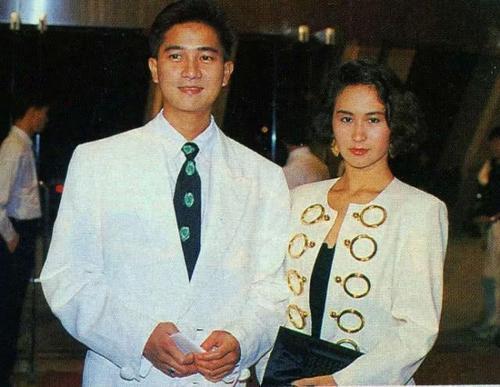 天涯爆料陳百?gòu)?qiáng)何超瓊視頻,揭秘娛樂圈不為人知的秘密