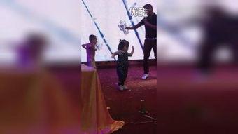 結(jié)婚舞蹈視頻,一場(chǎng)別開生面的結(jié)婚舞蹈盛宴