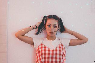 絲襪巨乳媽的小男朋友