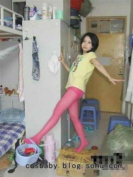 國(guó)產(chǎn)絲襪雙插 mp4,國(guó)產(chǎn)雙插MP4，時(shí)尚與科技的完美融合